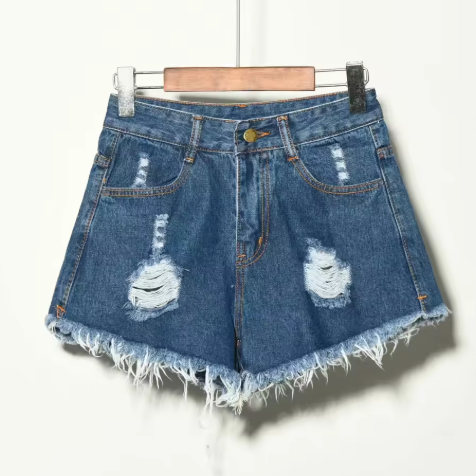 Pantaloncini Jeans strappati